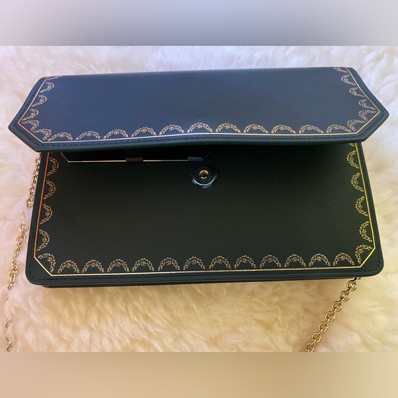 New Authentic Cartier Guirlande Shoulder Bag, Gold Chain. - Picture 3 of 8